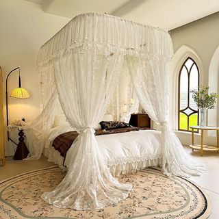 Màn chống muỗi ren công chúa sang trọng, dạng chữ U, với thanh ray hợp kim nhôm dày dặn, ba cửa, dành cho hai người,
