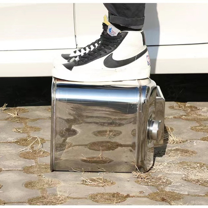 Can dầu, bằng thép không gỉ 304 dày dặn, dung tích 30 đựng dầu diesel 40 lít, can tiếp nhiên liệu di