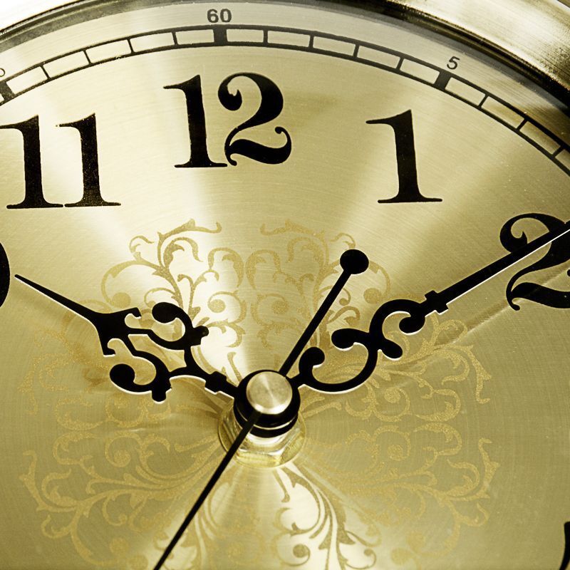 Đồng kim loại phong cách châu Âu thời nhà Hán, màu cổ điển, để bàn không tiếng ồn, đồng hồ trang trí nghệ thuật phòng