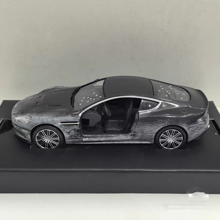 Số lượng lớn 1 / 36CORGI Paparazzi ASTON MARTIN DBS ASTON MARTIN 007 Mẫu xe hợp kim Out of Print Car