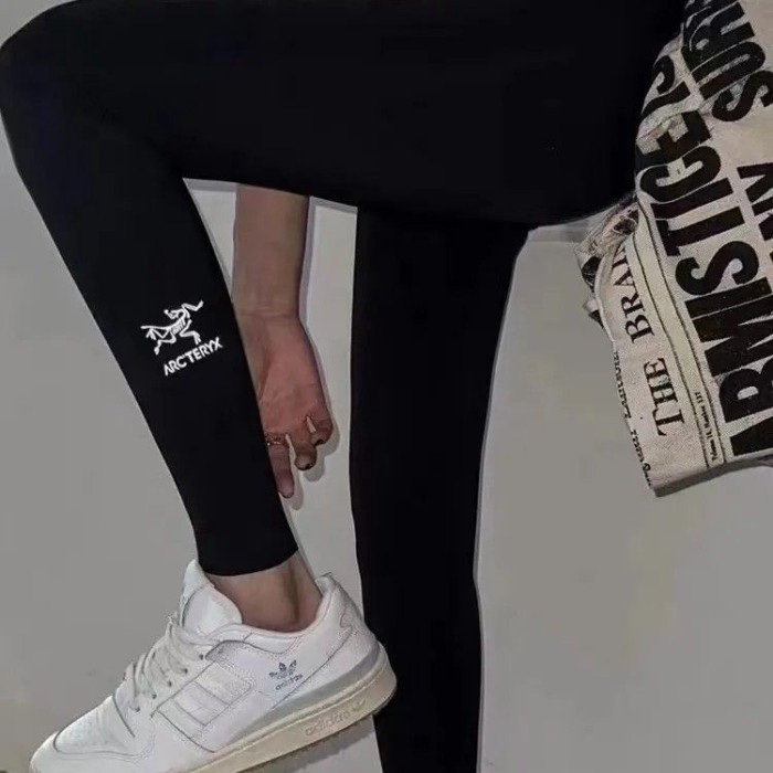 ARCTERYX Cao Cấp Kiểm Soát Bụng Làm Dày Quần Barbie Chặt Cho Nữ Xuân Thu Mỏng Yoga Áo Khoác Ngoài