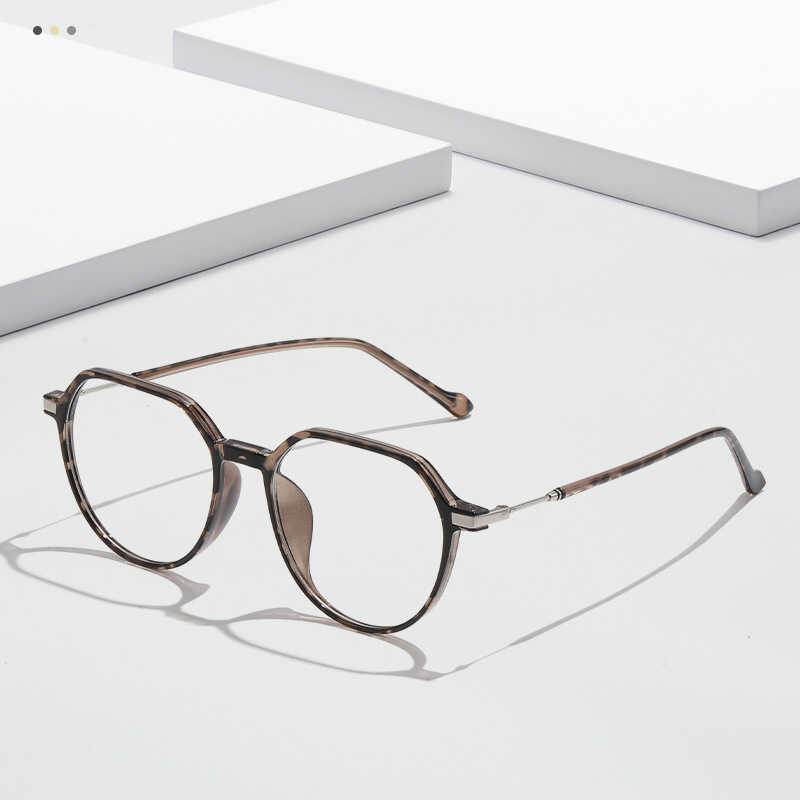 Kính mát nhựa Formosa thiết kế đa giác, chống ánh sáng xanh, phù hợp người cận thị