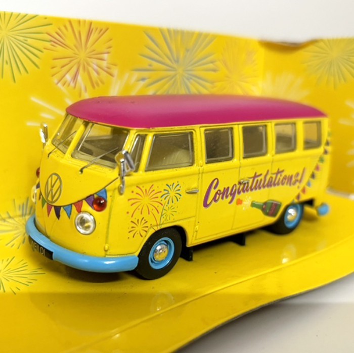 CORGI Paparazzi 1: 43 Volkswagen T1 T2 Bus VW Camper Hợp Kim Xe Mô Hình Quà Tặng Mô Hình Mô Phỏng