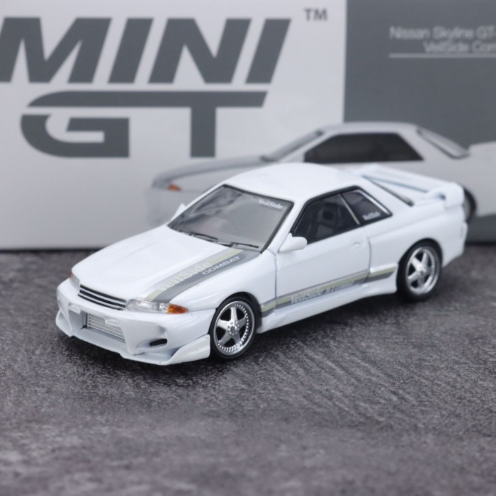 MINIGT 1: 64 Nissan GTR R32 VeilSide Combat C-I Mẫu xe hợp kim trắng 1066