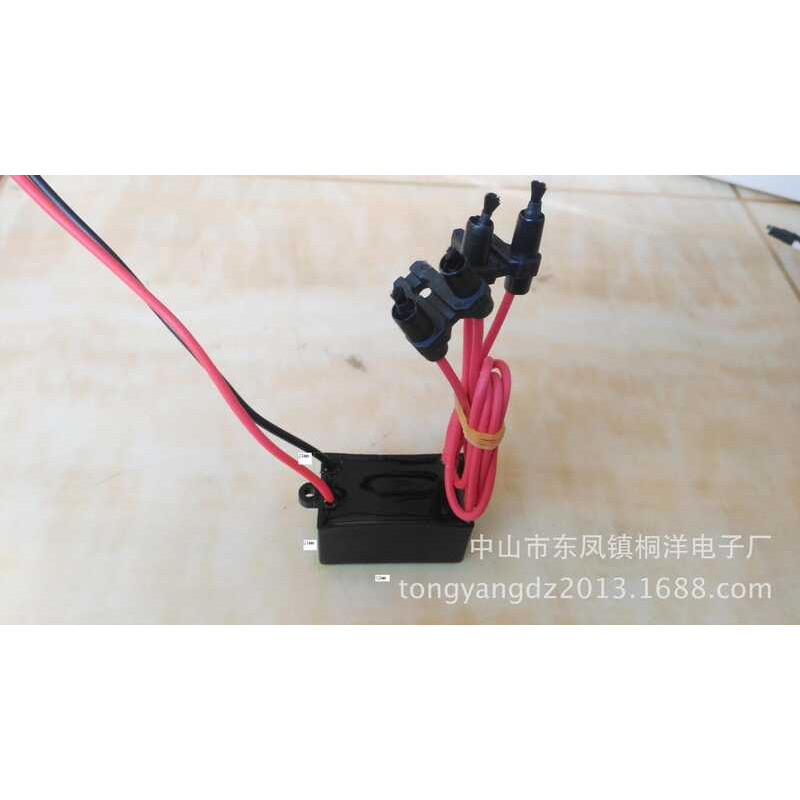 Máy tạo ion âm cho ô tô Máy lọc không khí ion oxy âm Loại bỏ khói Loại bỏ bụi Kích thước hạt nhỏ Ion