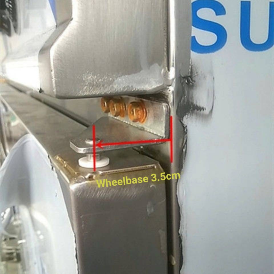 Cửa Tủ Lạnh Bằng Thép Không Gỉ Dày Dặn Hình Hoa Sen