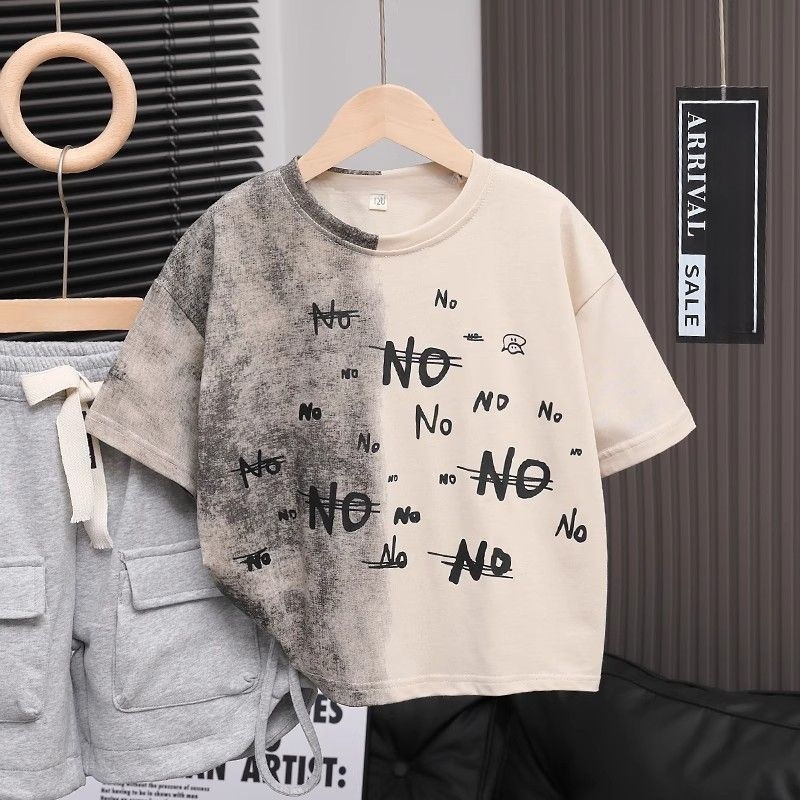 Bebe Bé Trai Quần Áo Mùa Hè Gradient Áo Thun Tay Ngắn 2025 Trẻ Em Dạo Phố Chữ Ngắn Tay Top Bé Trai R