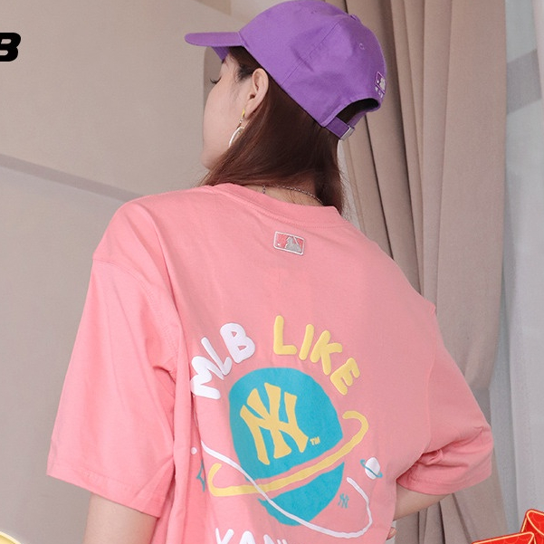 MLB Áo Thun Thể Thao Tay Ngắn In Hình Hành Tinh Màu Hồng Tse122 Cho Cặp Đôi