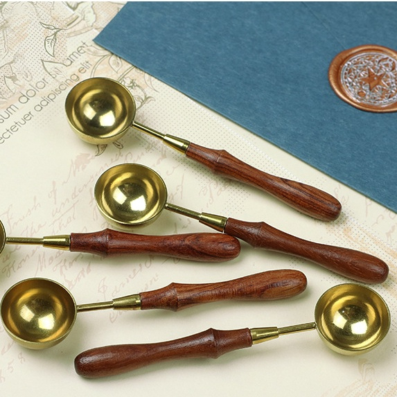 Muỗng Múc Sáp Niêm Phong Tay Cầm Bằng Gỗ Hồng