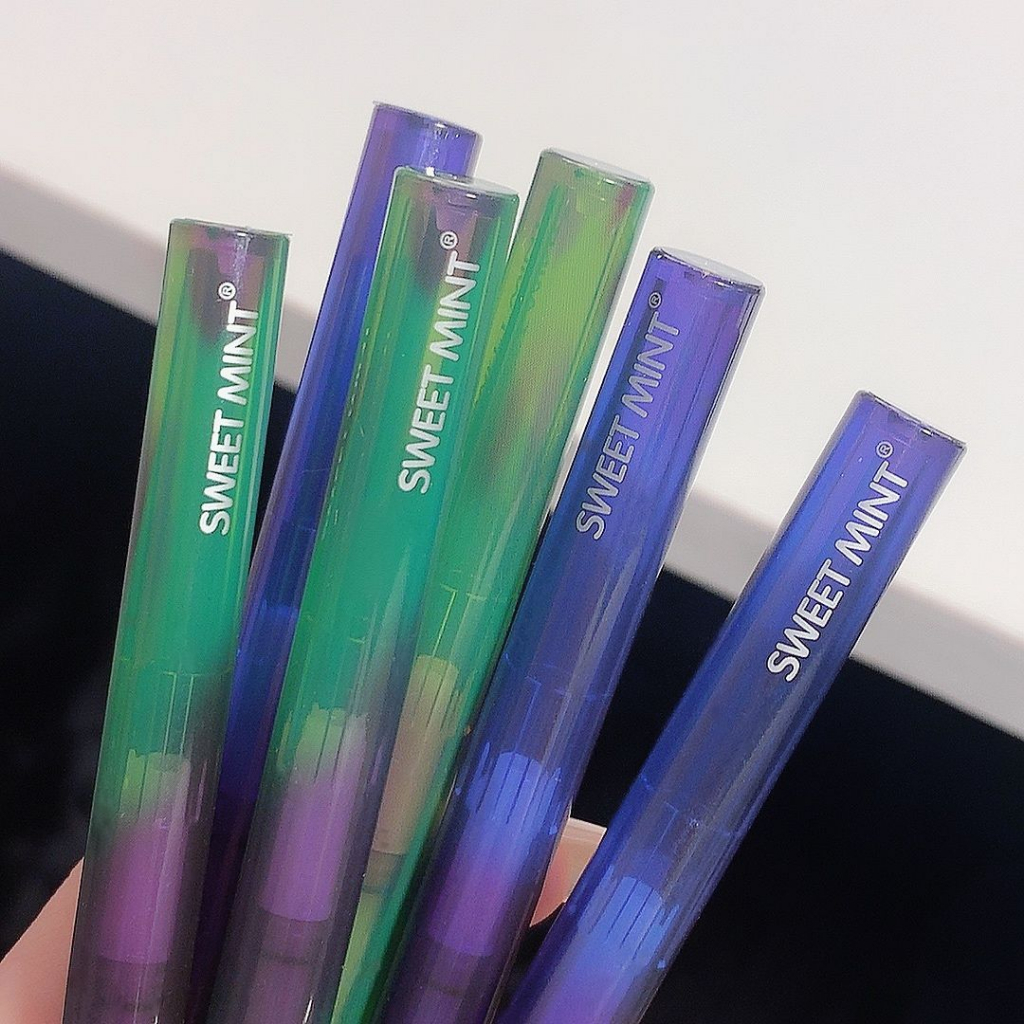 Bút Kẻ Mắt Màu Ánh Kim Lấp Lánh Chống Thấm Nước