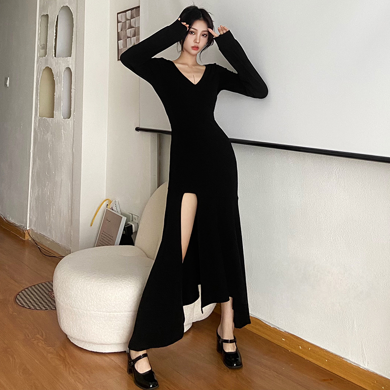 Đầm Đuôi Cá Cổ Chữ V Màu Đen Phong Cách retro Thời Trang Cho Nữ