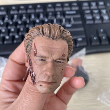Mô Hình Đầu Điêu Khắc Nhân Vật Arnold Schwarzenegger T800 Tỉ Lệ 1 / 6 12 "