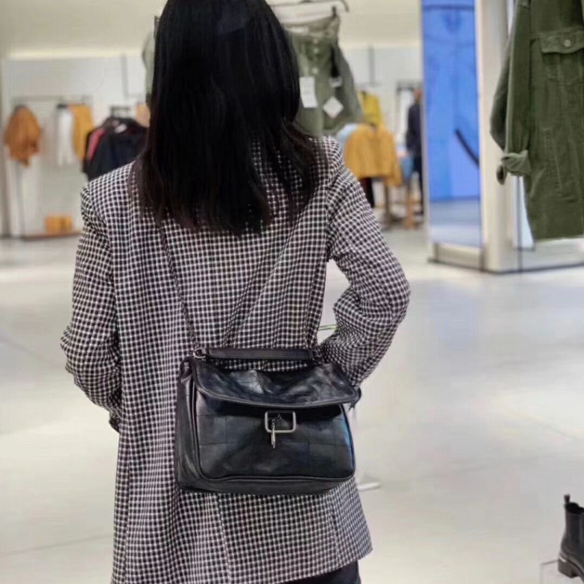 Túi Xách Đeo Vai Màu Đen Phối Dây Xích Phong Cách Cổ Điển Thời Trang Cho Nữ