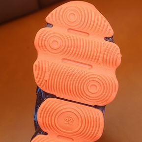 Giày Thể Thao Có Đèn LED Phát Sáng Cho Bé TTC538