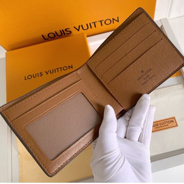 Sẵn sàng giao hàng Louis Vuitton LV dành cho nam, ví đựng album ngắn bên trong có hộp M60930