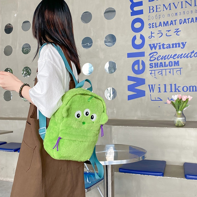 Ba Lô Học Sinh Hình Gấu Pooh Dễ Thương