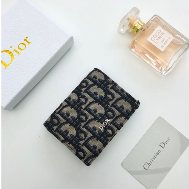 Dior Short Style Bag 136 Original Dior Fashion Purse for Men and Women (with case)