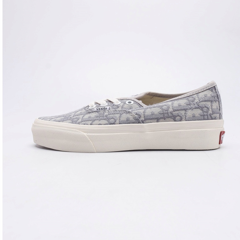 Giày Lười Vans Classic Cổ Thấp Họa Tiết Bàn Cờ Cá Tính Dễ Phối Đồ