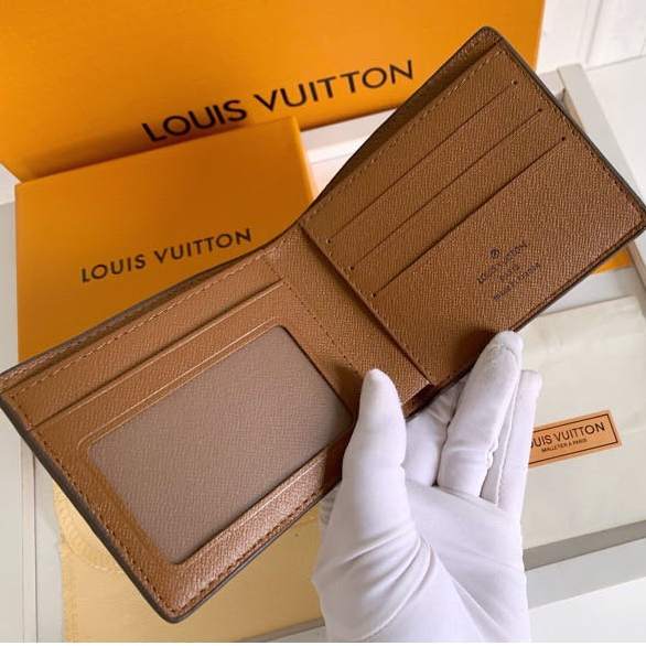 Sẵn sàng giao hàng Louis Vuitton LV dành cho nam, ví đựng album ngắn bên trong có hộp M60930