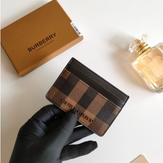 Ví BURBERRY Đựng Thẻ Thiết Kế Dễ Thương Cho Nữ