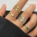 Set 2 Nhẫn Cặp Đôi Phong Cách Punk Thời Trang Độc Đáo