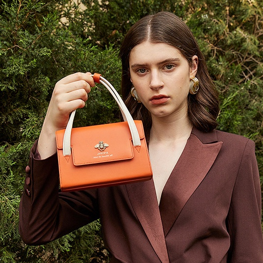 Mischa Túi Xách Đeo Vai Hình Vuông Cỡ Nhỏ Chất Liệu Da PU Phối Màu Tương Phản Thời Trang Cao Cấp