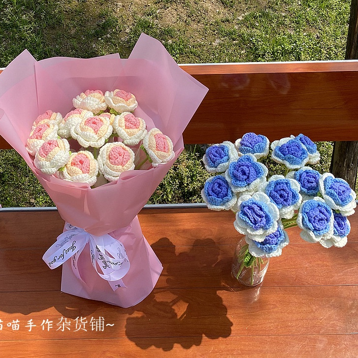 Bó Hoa Hồng Giả Đan Len Thủ Công Trang Trí