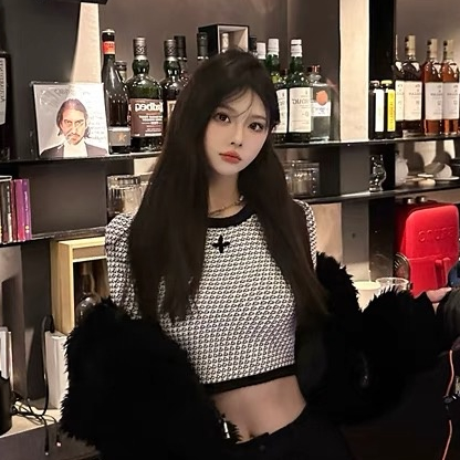 ZHELIHANGFEI Áo len dệt kim tay ngắn cạp cao rốn gợi cảm