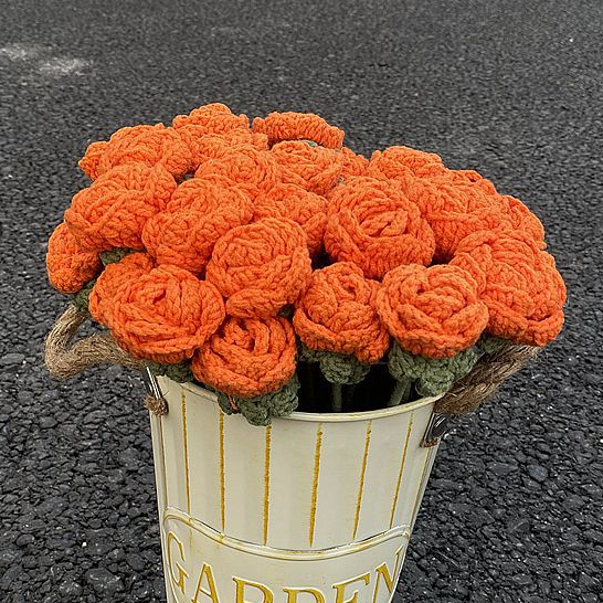 Bó Hoa Hồng Giả Đan Len Thủ Công Trang Trí