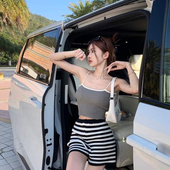 Áo Tank Top Không Tay Dáng Ôm Thời Trang Quyến Rũ Cho Nữ