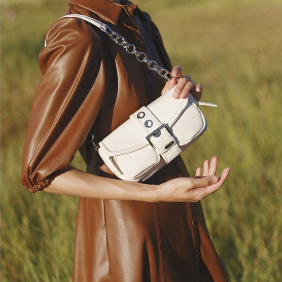 Ck Túi Xách Kẹp Nách Phối Dây Xích Phong Cách Vintage Hợp Thời Trang