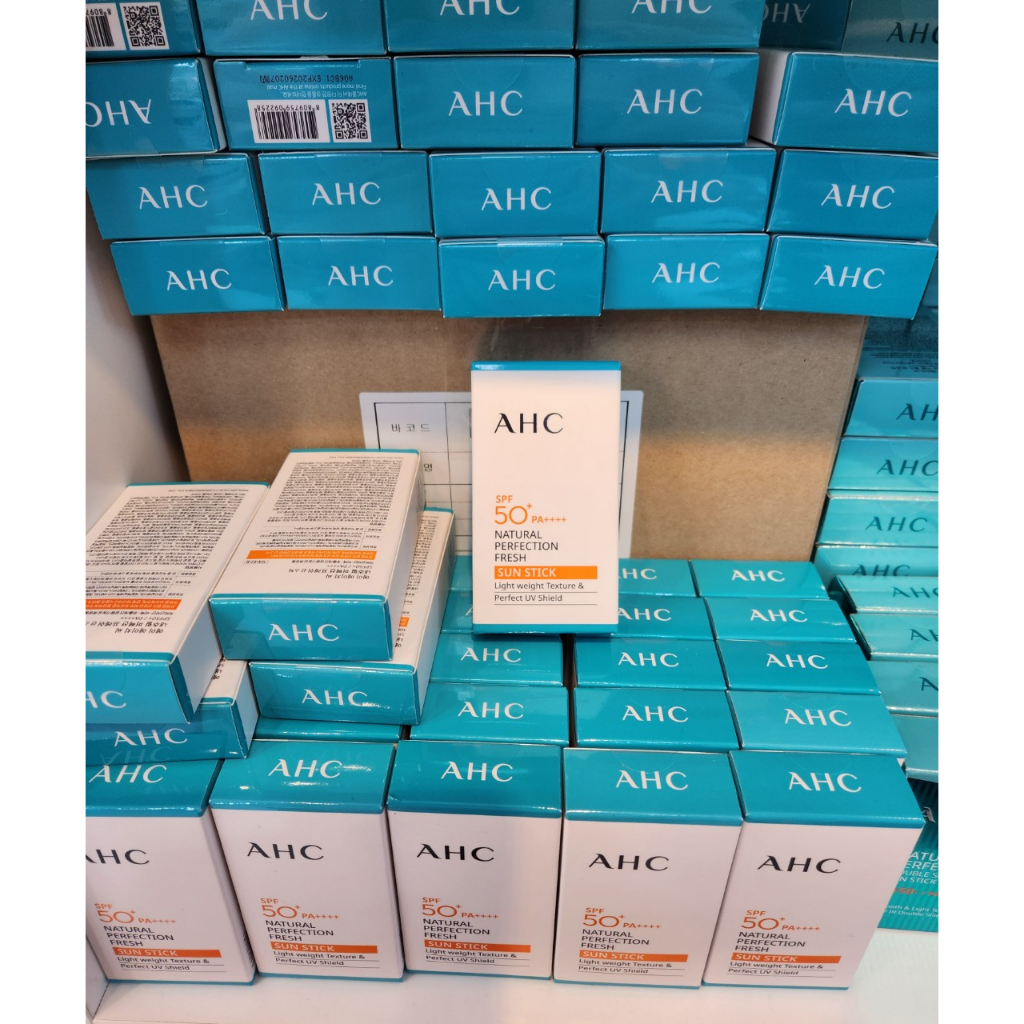 Thanh Lăn Chống Nắng AHC Natural Perfection Fresh Sun Stick SPF50+/PA++++ 17g