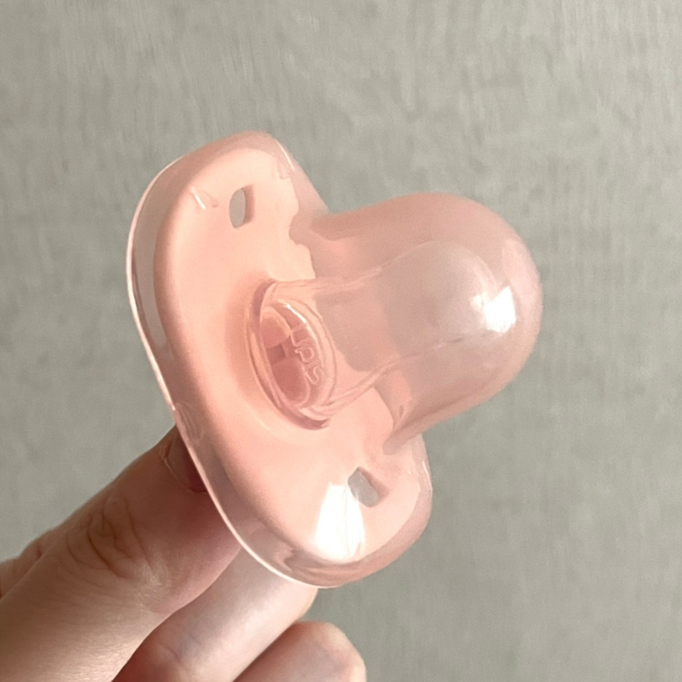 T.i ngậm Silicon UPIS Premium 2 màu, 2 size cho bé