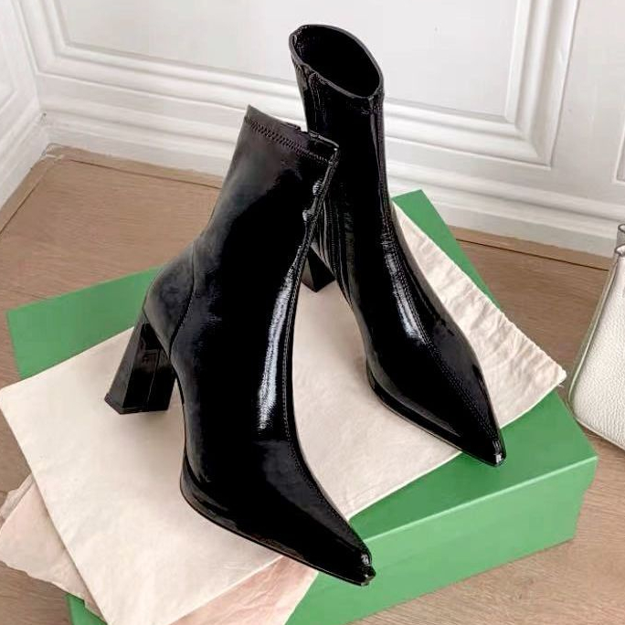 Giày Boot Da Bóng Tăng Chiều Cao Co Giãn Phong Cách Mới