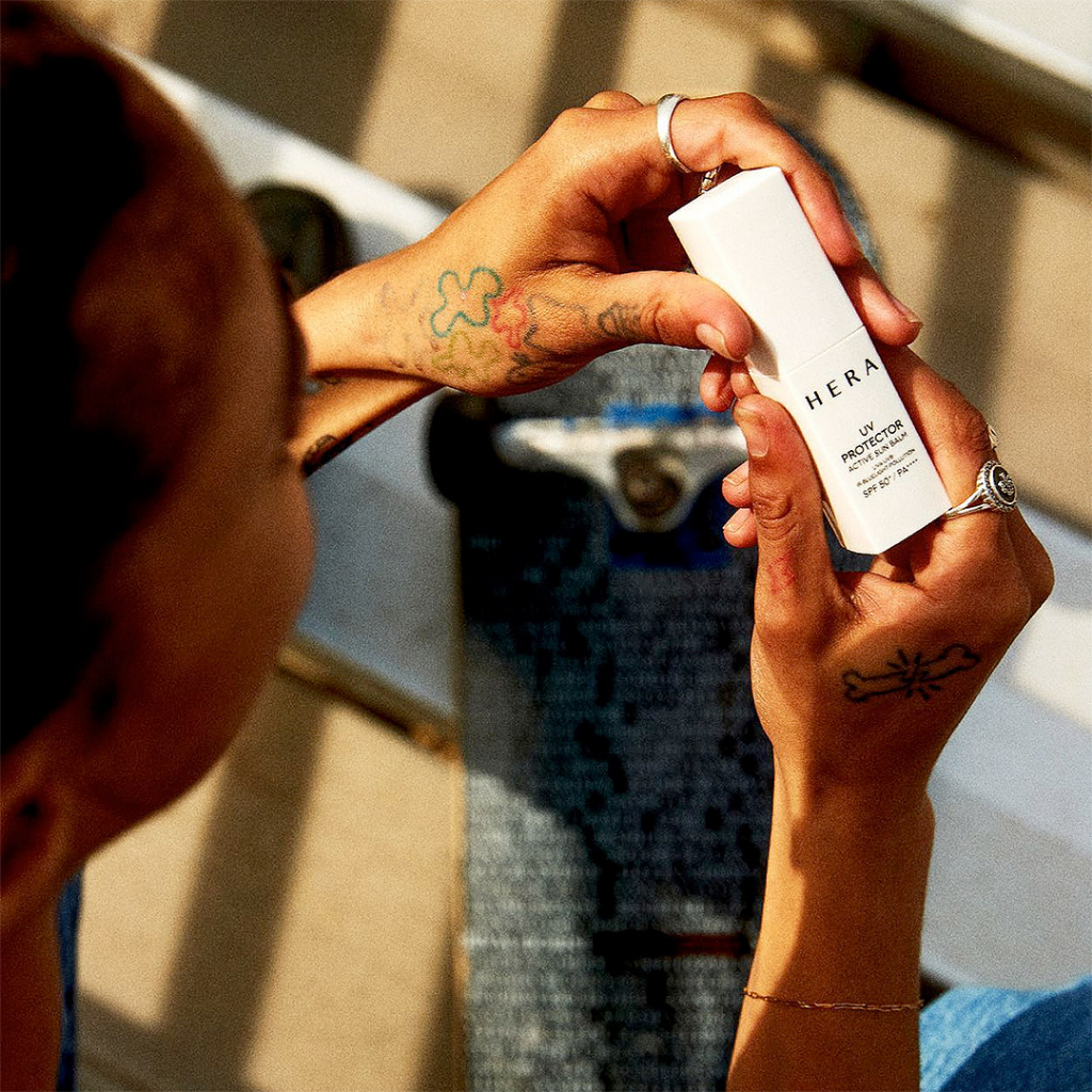 HERA UV  Kem Chống Nắng HERA UV Nâng Tông Màu & Đa Năng Tươi Mới / Leports Pro Kháng Nước / Hoạt Tính - Chống Nắng Bảo Vệ Da