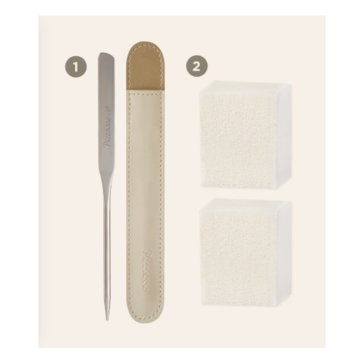Set 2 Món Gồm Thìa + Bông Mút Trang Điểm PICCASSO