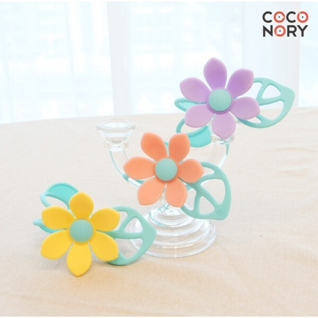 Gặm nướu silicone bông hoa Coconory