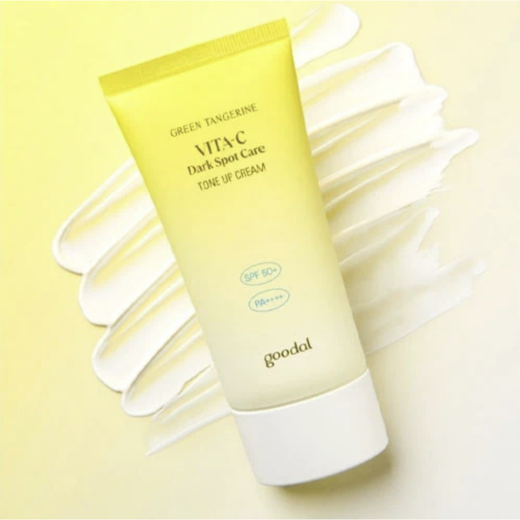 Kem dưỡng chống nắng nâng tone  Goodal Green Tangerine Vita C Dark Spot care Tone Up Cream SPF50+ PA ++++ 50ml