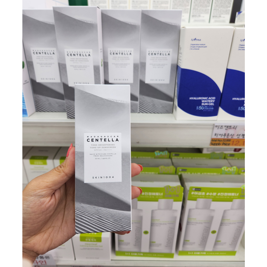 Kem Chống Nắng Nâng Tone Skin1004 Madagascar Centella Tone Brightening Tone-Up Sunscreen SPF50+ PA++++ 50ml