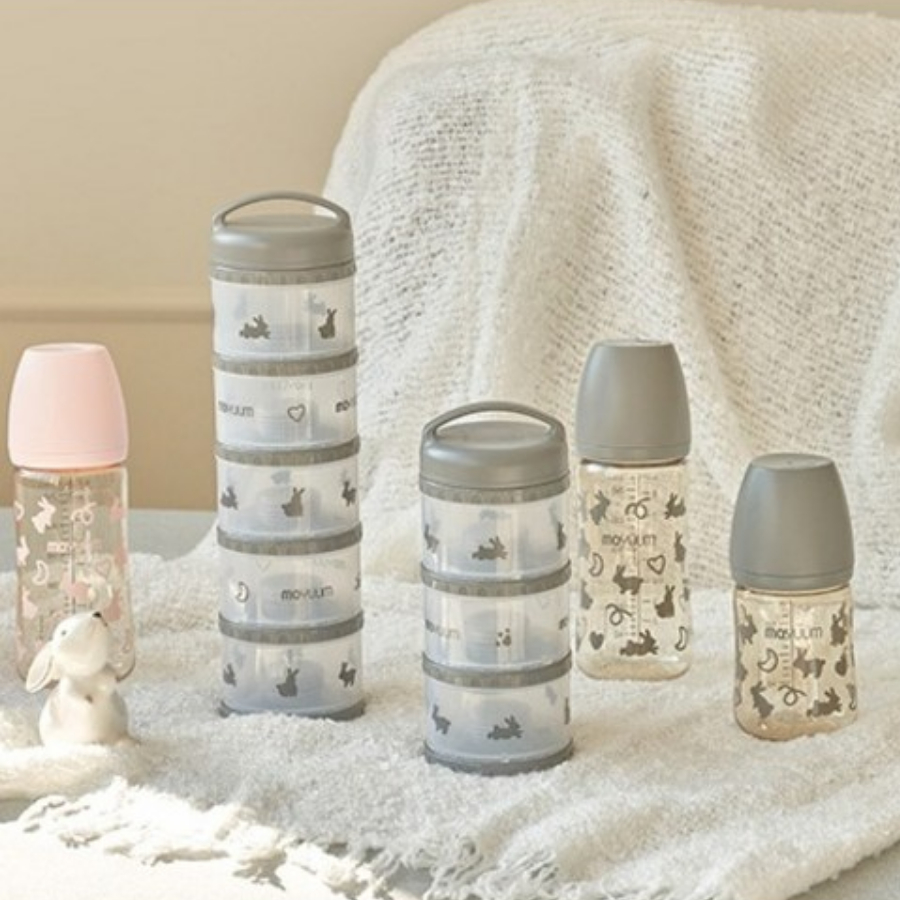 Hộp chia sữa 5 ngăn cao cấp Moyuum thỏ 2023