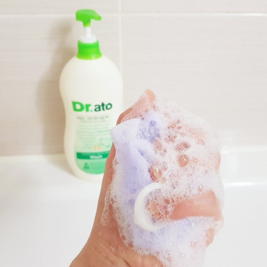 Sữa dưỡng ẩm, sữa tắm dịu nhẹ cho bé Dr.ato Essential Moisture Lotion/ body wash 500ml