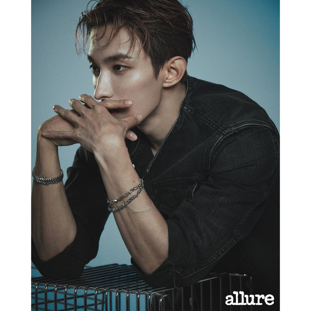 Tập ảnh allure 5.2023 SEVENTEEN bìa IVE JANG WONYOUNG Hàn Quốc