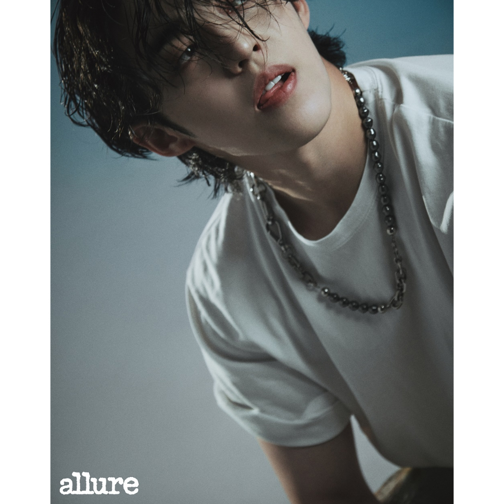 Tập ảnh allure 5.2023 SEVENTEEN bìa IVE JANG WONYOUNG Hàn Quốc