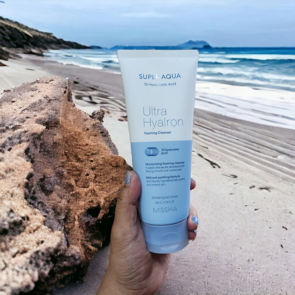 Sữa Rửa Mặt Tạo Bọt Missha Super Aqua Ultra Hyalron Cleansing Foam 200ML