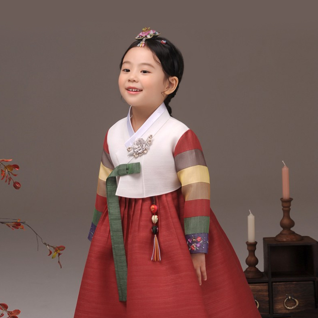 339 Girl Traditional Hanbok Red White