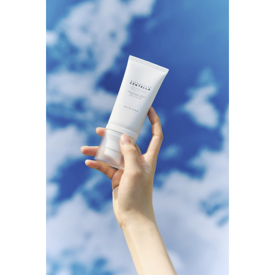 Kem Chống Nắng Nâng Tone Skin1004 Madagascar Centella Tone Brightening Tone-Up Sunscreen SPF50+ PA++++ 50ml