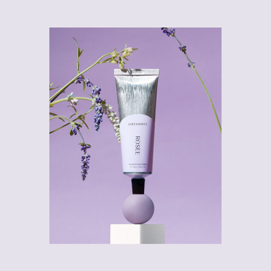 Kem dưỡng da tay hương nước hoa Lovey Dovey Scented Perfume Hand Cream 50ml