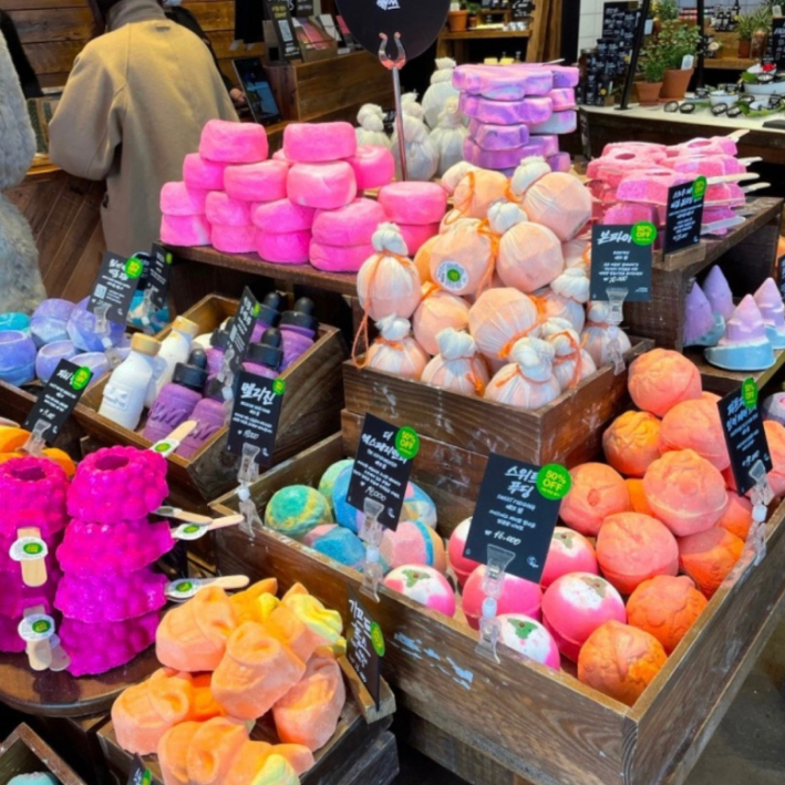 [LUSH] Bom tắm LUSH - Bath bomb viên thả bồn tắm (Hàng order store Hàn Quốc)