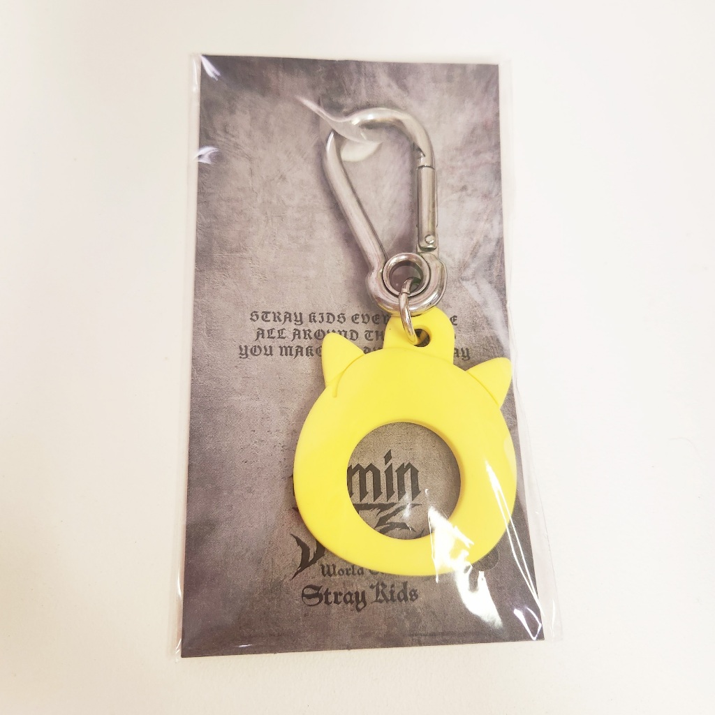 Hộp đựng CHAI NHỰA Stray Kids JAPAN Popup MD (chính thức)