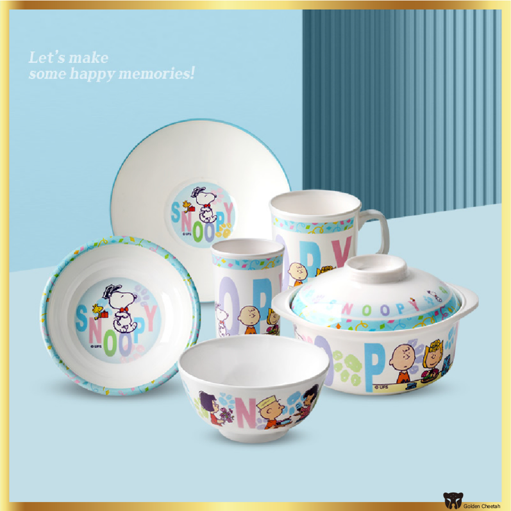 Bộ Dụng Cụ Ăn Uống Hình snoopy Xinh Xắn Dành Cho Bé